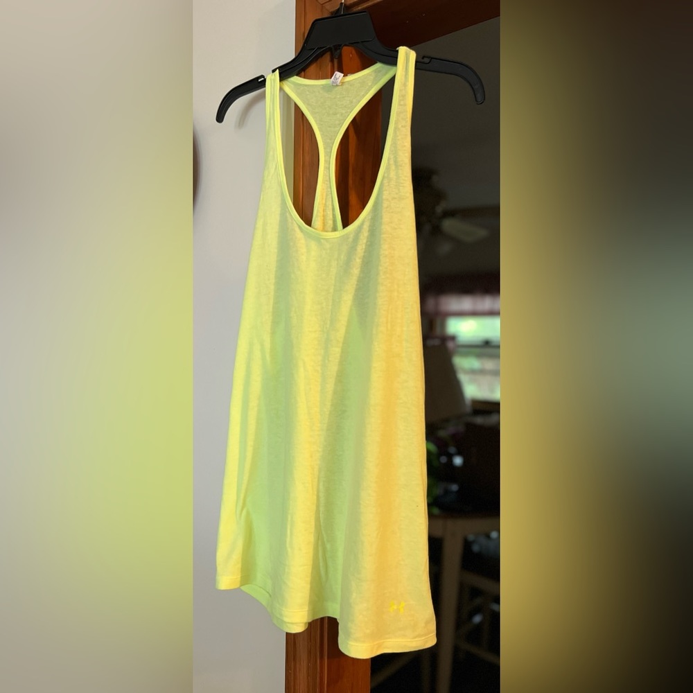 Women’s Under Armor Heat Gear Loose Fit Tank Size XL